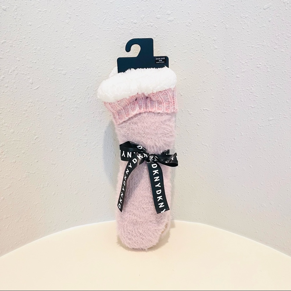 DKNY Faux Fur Fluffy Violet Ice Slipper Socks Size S-M NWT